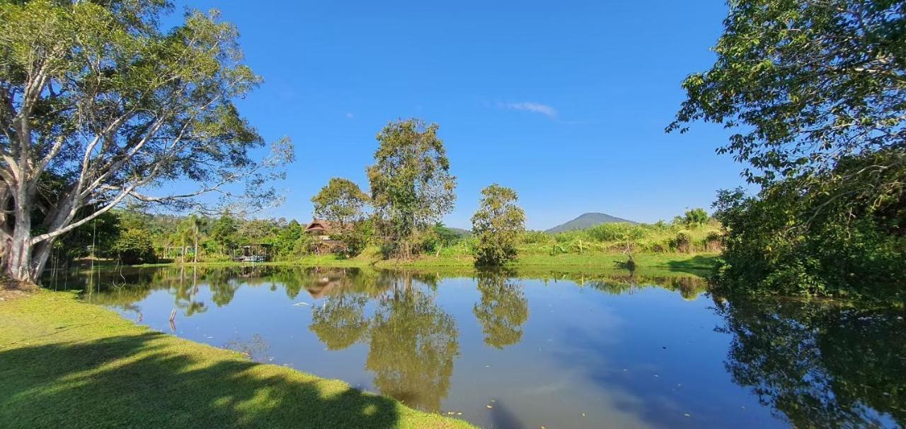 Homdoiintr Farmstay ฮ่อมดอยอินทร์ ฟาร์มสเตย์ Ban Huai Kaeo Esterno foto