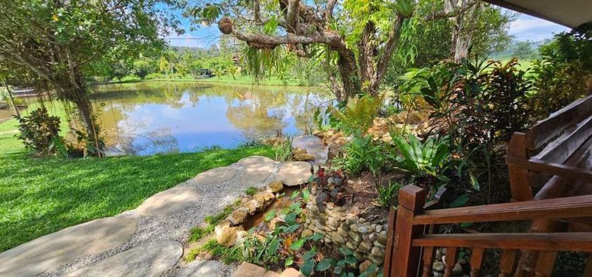 Homdoiintr Farmstay ฮ่อมดอยอินทร์ ฟาร์มสเตย์ Ban Huai Kaeo Esterno foto